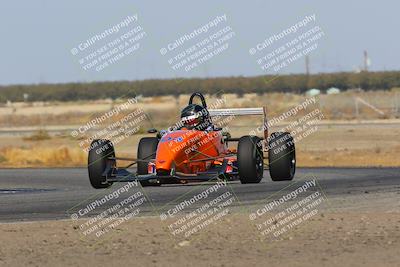 media/Oct-29-2022-CalClub SCCA (Sat) [[e05833b2e9]]/Race Group 2/Qualifying (Sweeper)/